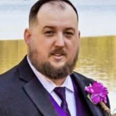 Portrait of Ryan Pratt
