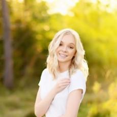 Portrait of Lexi Warren