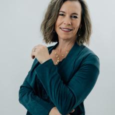 Portrait of Erin Newton