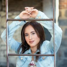 Portrait of Olivia Thurmond