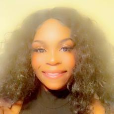 Portrait of Cierra Starr