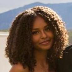 Portrait of Anisa Deitrick